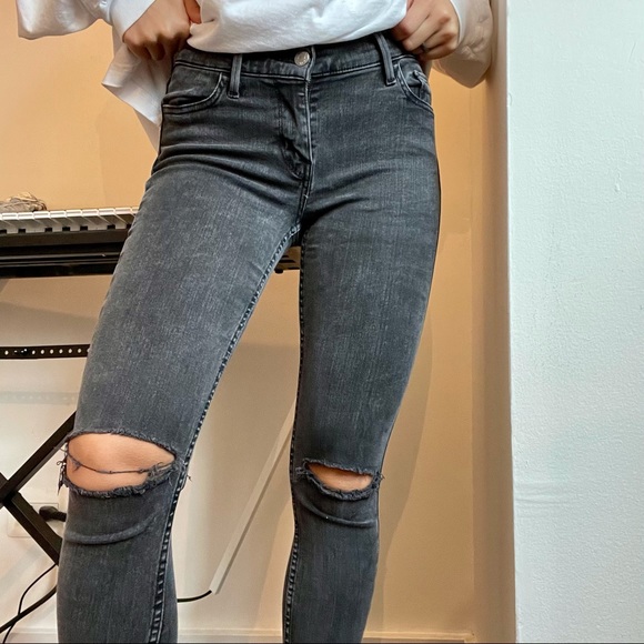 Levi's Super Skinny Jeans | Black - Picture 3 of 5